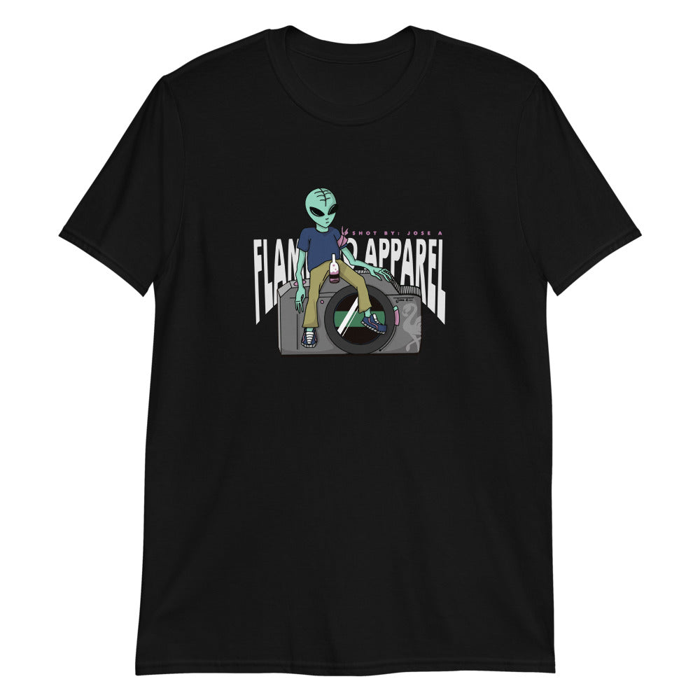 Space man chillin tee