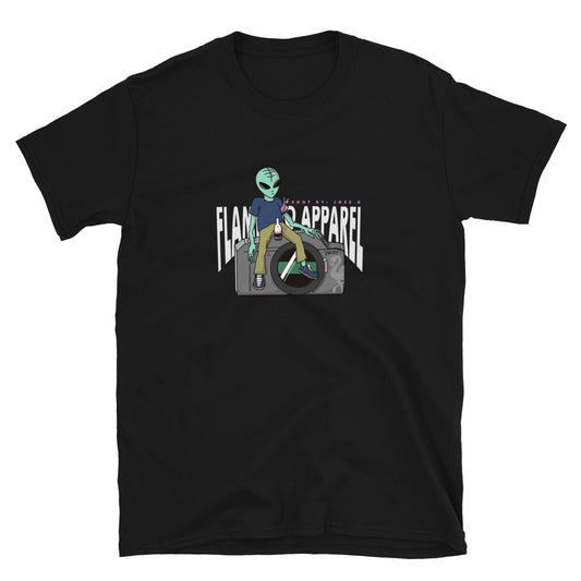 Space man chillin tee